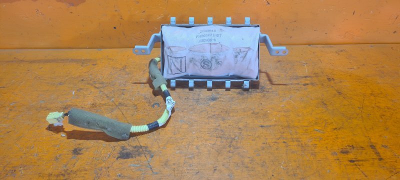 Airbag пассажирский TOYOTA corolla axio NZE141 1NZ-FE 2010 (б/у)