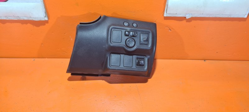 Часы Nissan Note E12 HR12 DE 2012 (б/у)