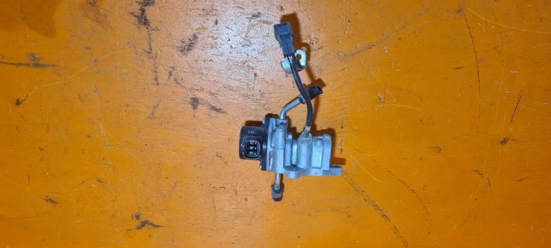 Клапан egr TOYOTA COROLLA AXIO NZE141 1NZ-FE (б/у)