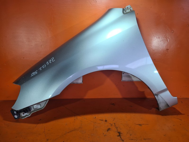 Крыло TOYOTA COROLLA FIELDER ZZE122 1ZZFE 2001 переднее левое (б/у)