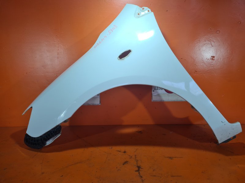 Крыло TOYOTA corolla axio NZE144 1NZ-FE 2007 переднее левое (б/у)