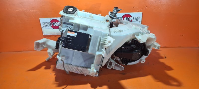 Мотор печки TOYOTA PRIUS ZVW30 (б/у)