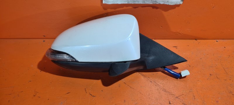 Зеркало TOYOTA CAMRY AVV50 2ARFXE 2012 правое (б/у)