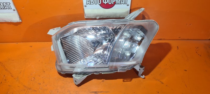 Фара TOYOTA SUCCEED NCP165 1NZ-FE 2015 левая (б/у)