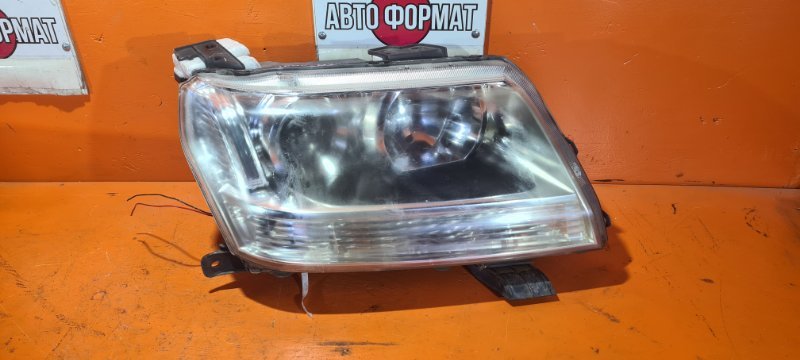 Фара suzuki Escudo TD94W H27A 2005 правая (б/у)