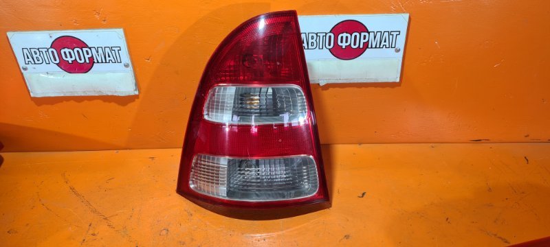 Стоп-сигнал TOYOTA COROLLA FIELDER ZZE122 1ZZFE 2001 левый (б/у)