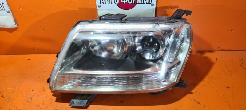 Фара suzuki Escudo TD94W H27A 2005 левая (б/у)