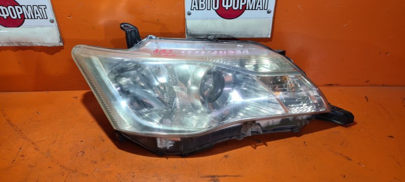 Фара TOYOTA COROLLA FIELDER NKE165 1NZ-FXE 2013 правая (б/у)
