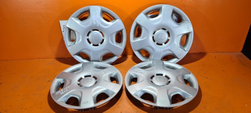 Колпак на колесо TOYOTA COROLLA FIELDER ZZE122 1ZZFE 2001 (б/у)