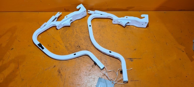Петля крышки багажника TOYOTA corolla axio NKE165 1NZ-FXE 2014 (б/у)