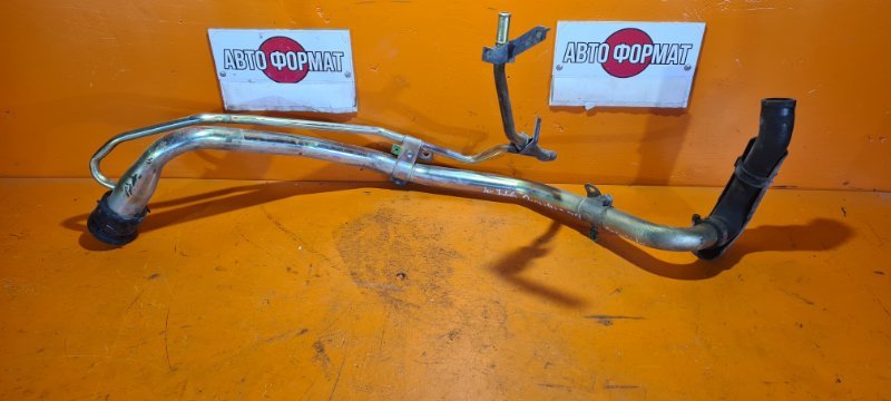 Горловина топливного бака TOYOTA COROLLA FIELDER ZZE122 1ZZFE 2001 (б/у)