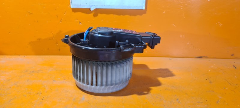 Мотор печки TOYOTA SUCCEED NCP165 1NZ-FE 2015 (б/у)