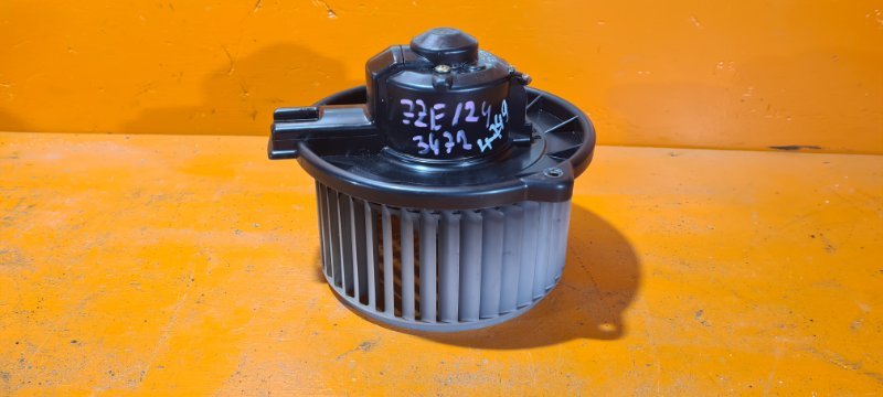 Мотор печки TOYOTA COROLLA FIELDER ZZE124 1ZZFE 2001 (б/у)