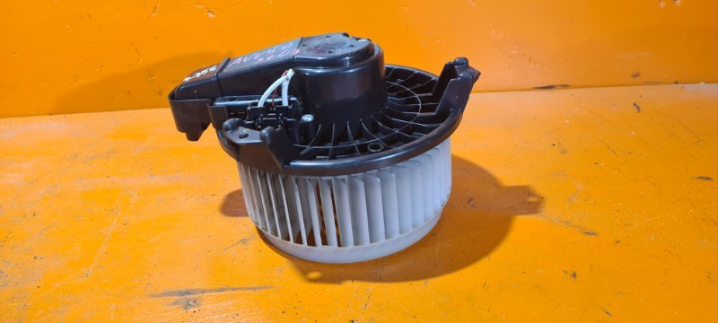 Мотор печки TOYOTA CAMRY AVV50 2ARFXE 2011 (б/у)