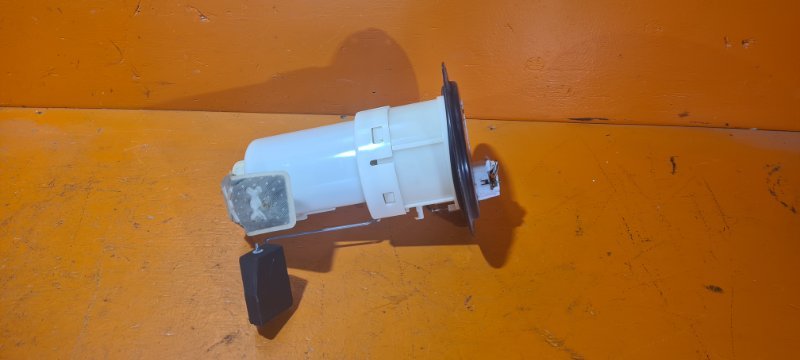 Бензонасос TOYOTA SUCCEED NCP165 1NZ-FE 2015 (б/у)