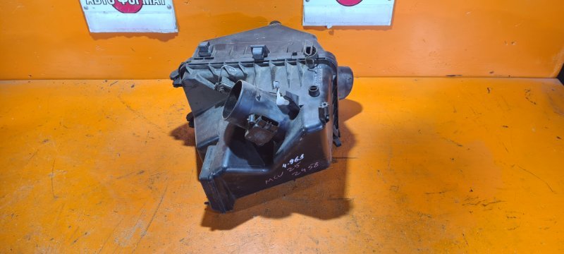 Корпус воздушного фильтра TOYOTA KLUGER MCU25 1MZFE 2001 (б/у)