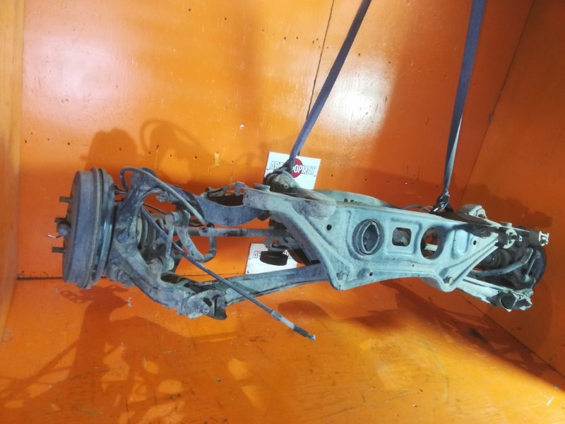 Балка подвески TOYOTA COROLLA FIELDER ZZE124 1ZZFE 2001 (б/у)