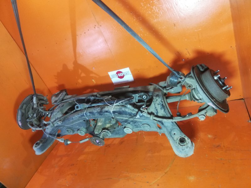 Балка подвески TOYOTA KLUGER MCU25 1MZFE 2001 (б/у)