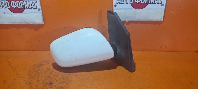 Зеркало TOYOTA corolla axio NZE144 1NZ-FE 2007 правое (б/у)