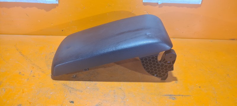 Бардачок между сиденьями TOYOTA CAMRY AVV50 2ZRFXE 2013 (б/у)