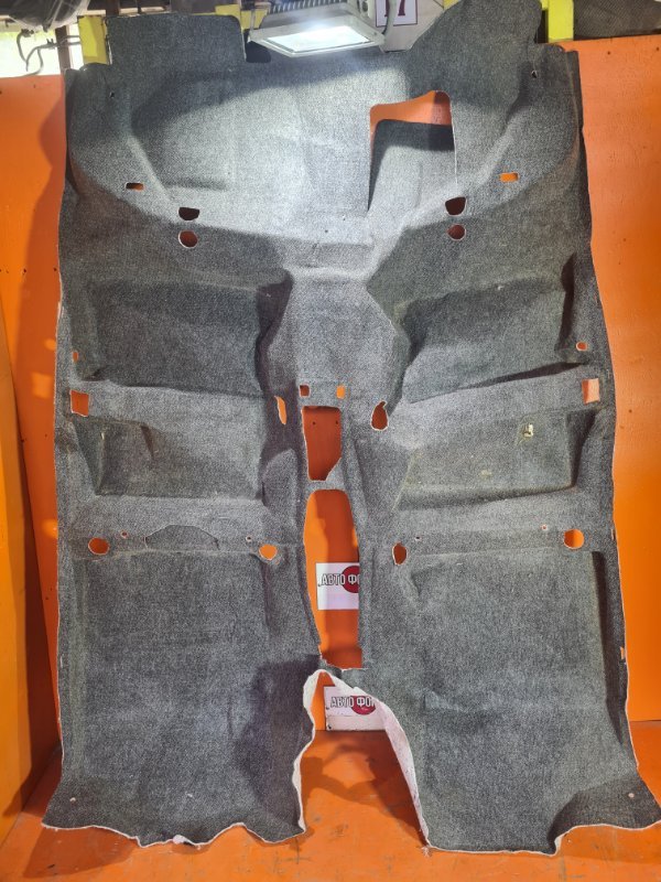 Ковер пола TOYOTA SUCCEED NCP165 1NZ-FE 2015 (б/у)