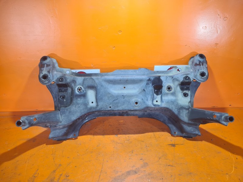 Балка под двс TOYOTA SUCCEED NCP165 1NZ-FE 2015 (б/у)