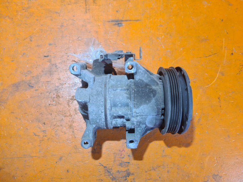 Компрессор кондиционера TOYOTA PROBOX NCP55 1NZ-FE 2007 (б/у)