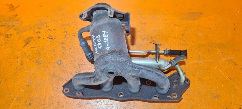 Выпускной коллектор TOYOTA corolla axio NZE144 1NZ-FE 2007 (б/у)