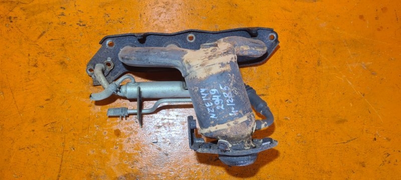 Выпускной коллектор TOYOTA COROLLA AXIO NZE144 1NZ-FE 2008 (б/у)