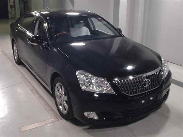 Автомобиль TOYOTA Crown Majesta URS206 1UR-FSE 2011 года в разбор