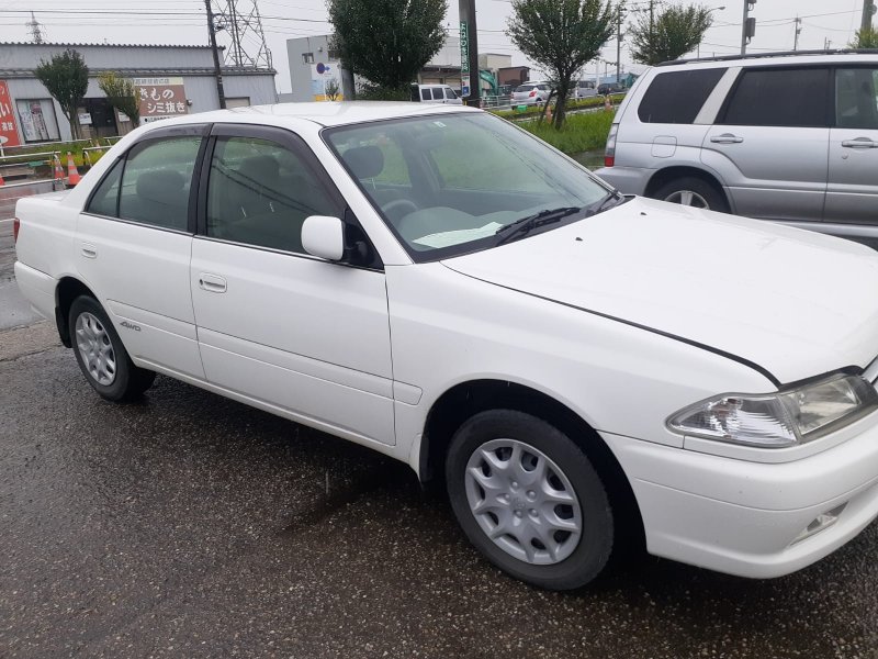 Автомобиль TOYOTA CARINA ST215 3S-FE 1999 года в разбор