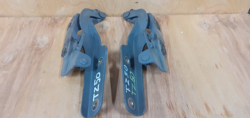 Петля капота Nissan Murano TZ50 QR25DE 2006 (б/у)