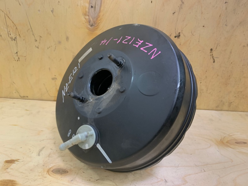 Вакуумный усилитель тормоза и сцепления Toyota Allex NZE121 1NZ-FE 2001 (б/у)