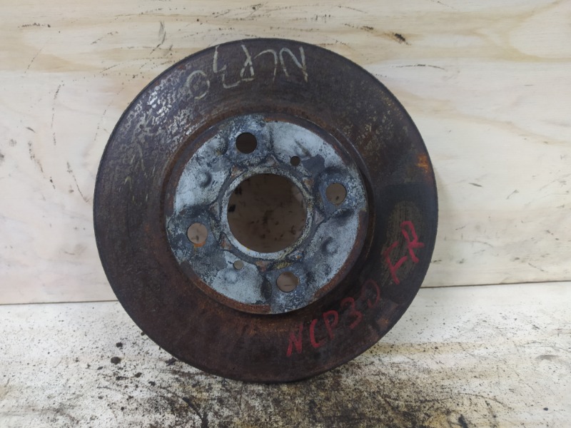 Диск тормозной Toyota Bb NCP30 2NZ-FE 2004 передний (б/у)