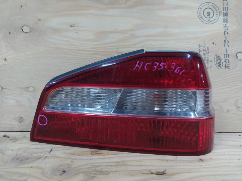 Фонарь стоп-сигнала Nissan Laurel HC35 RB20DE 2001 правый (б/у)