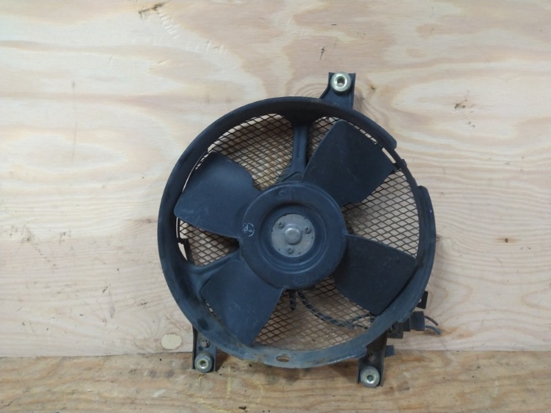 Вентилятор радиатора Toyota Hilux Surf KZN130G 1KZ-TE 1995 (б/у)