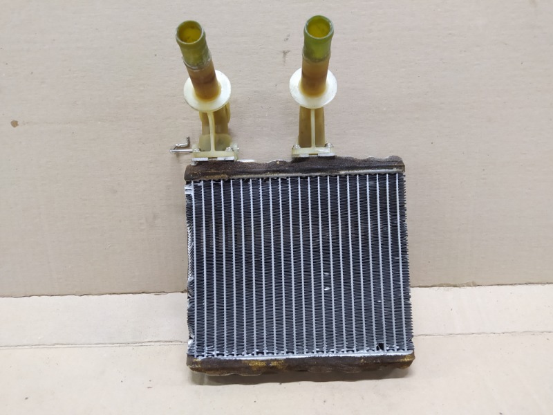 Радиатор отопителя Nissan Sunny FB14 GA15DE 1995 (б/у)