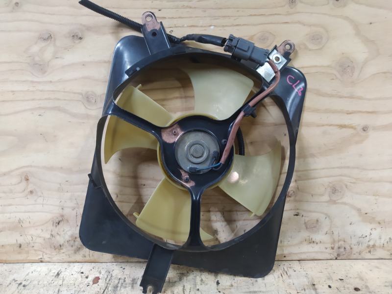 Вентилятор радиатора Honda Accord CL3 F20B 2000 (б/у)