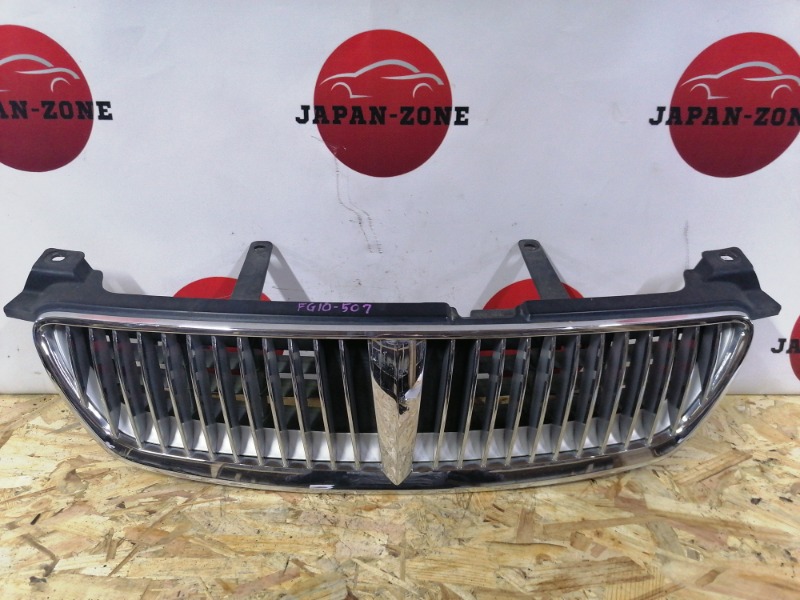 Решетка радиатора Nissan Bluebird Sylphy FG10 QG15DE 2002 (б/у)