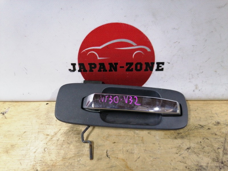 Ручка наружная Nissan X-Trail NT30 QR20DE 2005 задняя правая (б/у)
