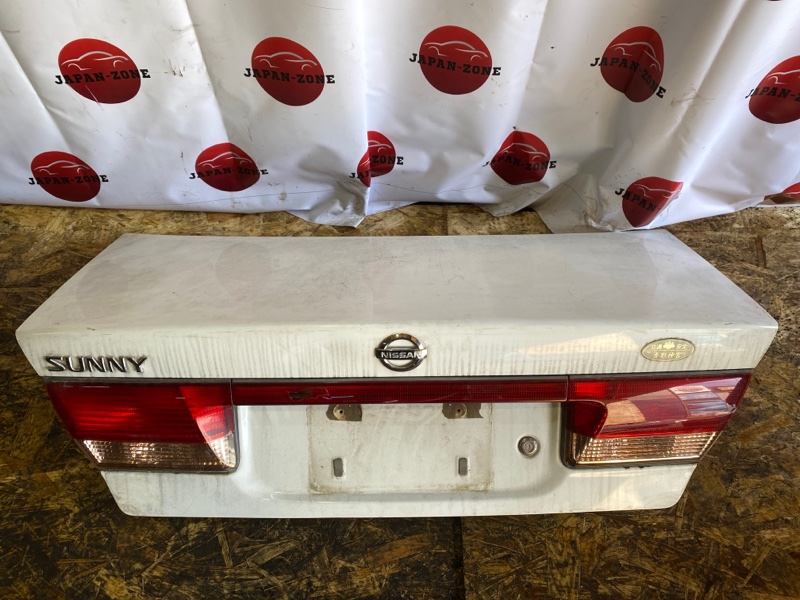 Крышка багажника Nissan Sunny FB15 QG15DE 2002 (б/у)