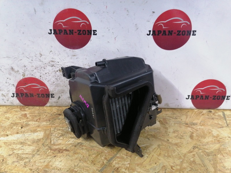 Радиатор кондиционера Mazda Demio DW3W B3E 2001 (б/у)