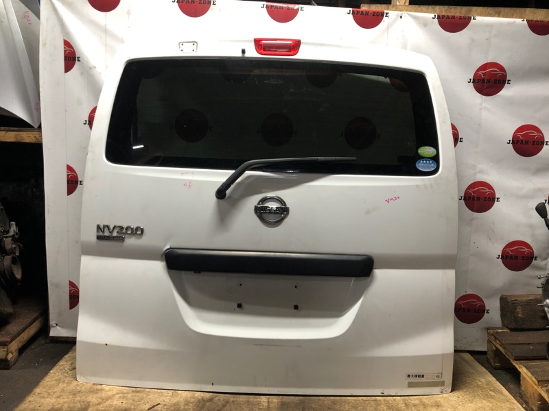 Дверь задняя багажника Nissan Nv200 VM20 HR16DE 2009 (б/у)