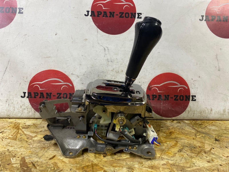 Рычаг переключения кпп Mitsubishi Galant EA7A 4G94 2005 (б/у)