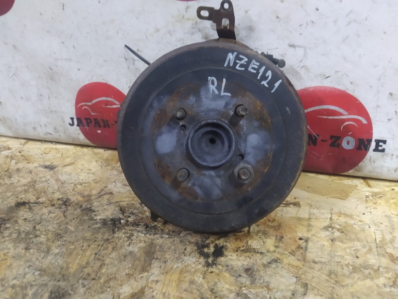Ступица Toyota Corolla Runx NZE121 1NZ-FE 2001 задняя левая (б/у)