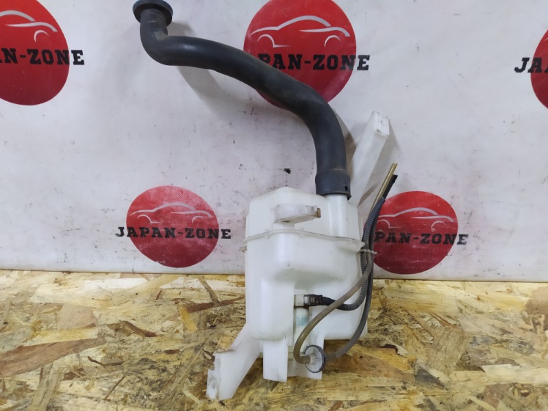 Бачок омывателя Nissan March AK12 CR12DE 2003 (б/у)