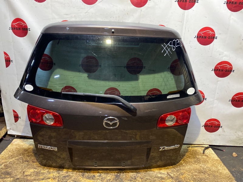 Дверь задняя багажника Mazda Demio DY3W ZJ-VE 2006 (б/у)