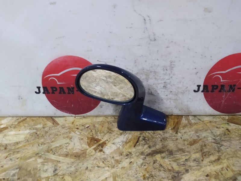 Зеркало боковое Mitsubishi Pajero Io H67W 4G94 2001 (б/у)