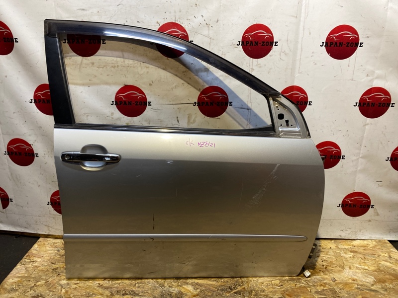 Дверь боковая Toyota Allex NZE121 1NZ-FE 2002 передняя правая (б/у)