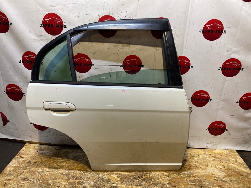 Дверь боковая Honda Civic Ferio ES1 D15B 2001 задняя правая (б/у)